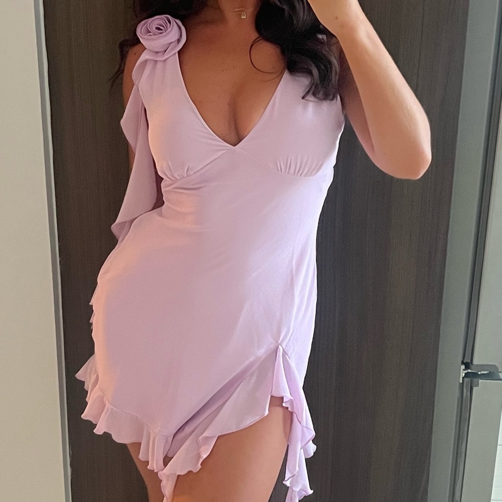 Lilac dress with flower detail